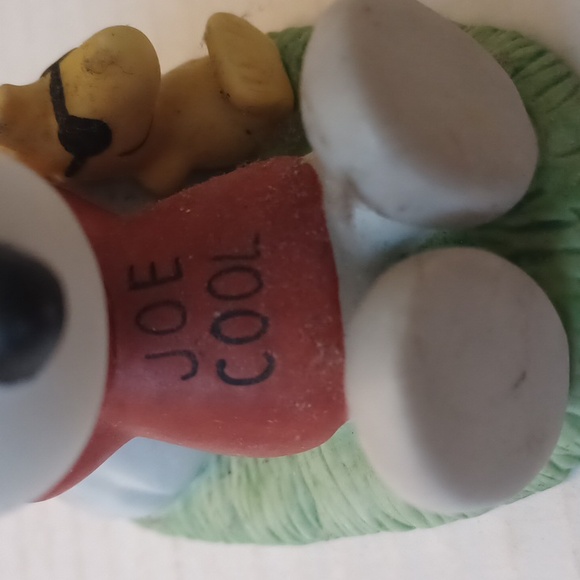 4/$40 Snoopy "Joe Cool" Figurine - Picture 4 of 5